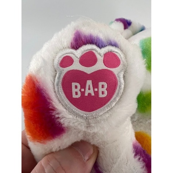 Build A Bear White Rainbow Hearts Blue Eyes Teddy Bear Plush BABW 17" - Picture 4 of 4